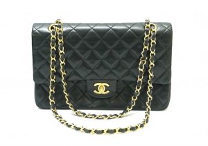 シャネル(CHANEL)を代表するマトラッセ
