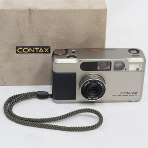 Z世代に流行りのフィルムカメラ。フィルムは『エモい』