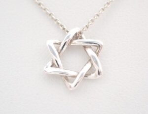 Tiffany&Co.(ティファニー)スターオブダビデ SV925ネックレスのご紹介