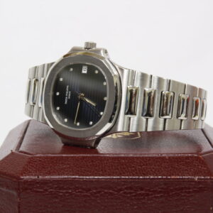 PATEK PFILIPPE(パテックフィリップ)ノーチラス。特徴と歴史。高騰する中古相場。